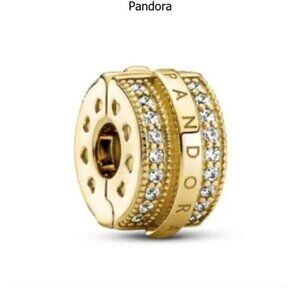 Pandora Sparkling Pav?? Lines & Logo Clip Charm